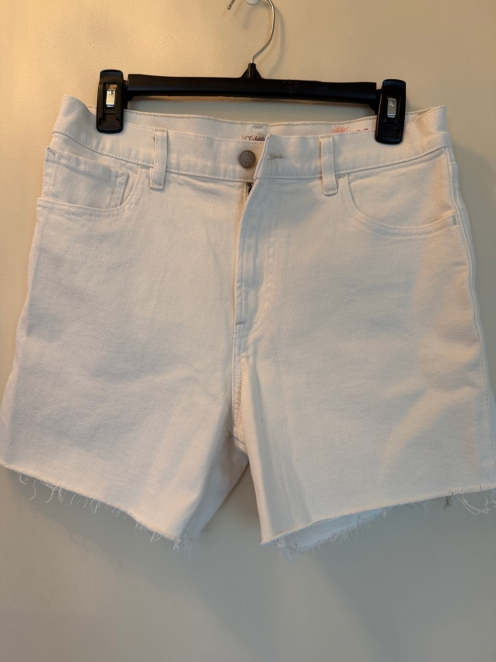 Faherty White Raw-Hem Denim Shorts